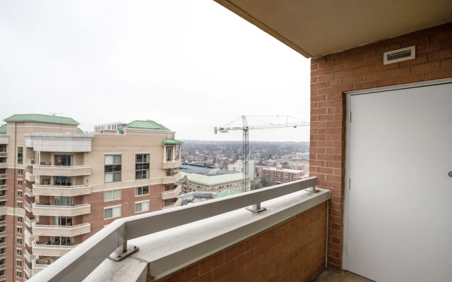 Spectacular Condo At Ballston With Gym