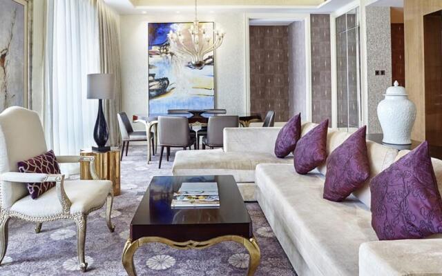 Resorts World Sentosa - Hotel Michael
