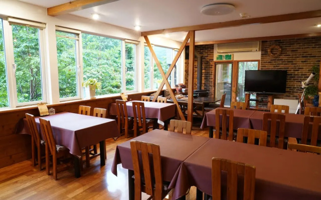 Pension Asanebou