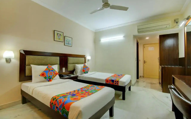 Fabhotel Staywell