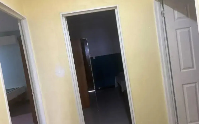 2 Beds Top Vibes Apartment Next to United Nations