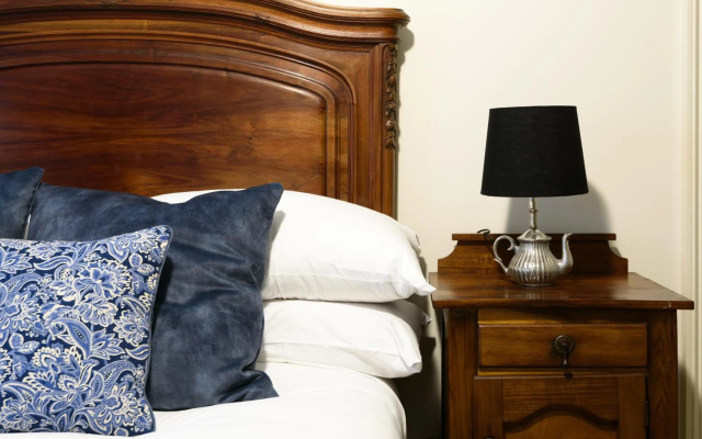 The Albert Guest House and Mills Spa Suites – Guest Rooms – Daylesford