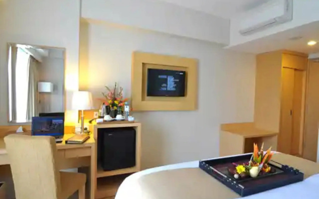 Horison Ultima Semarang