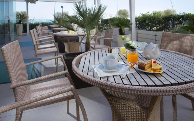Hotel Club House