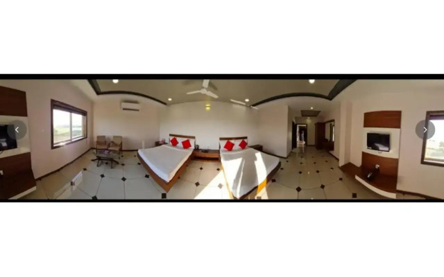 OYO 19312 Hotel Shiv Shakti