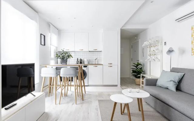 Mad Apartments by Olala Homes