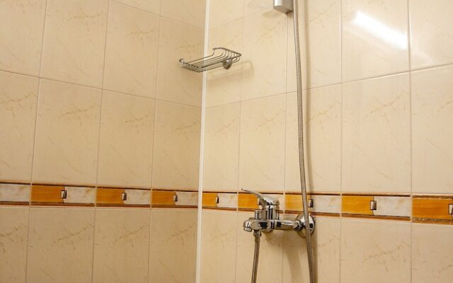 FM Premium 2-BDR Apartment - Top Centre