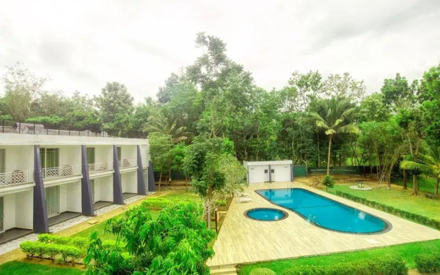 Lavendish Wild Safari Resort