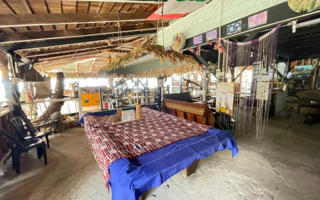 Beach Shack Chalet