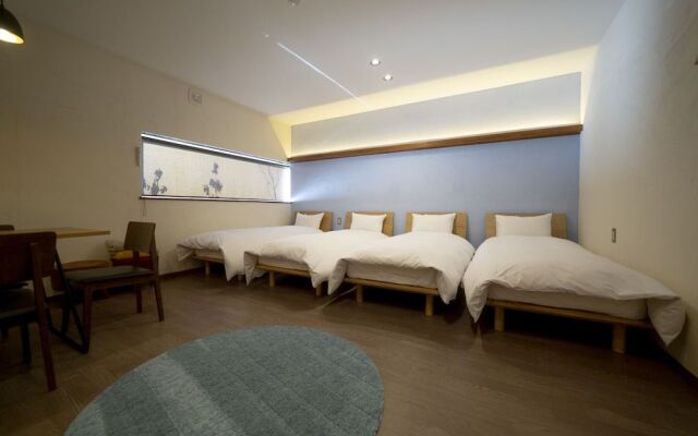 cafe & stay CASTANA