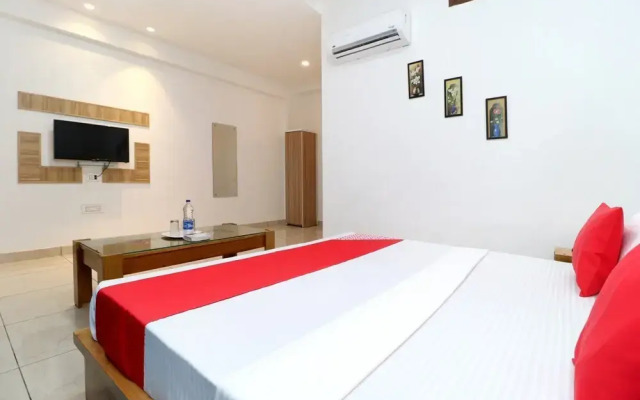 Hotel R K Grand By OYO Rooms