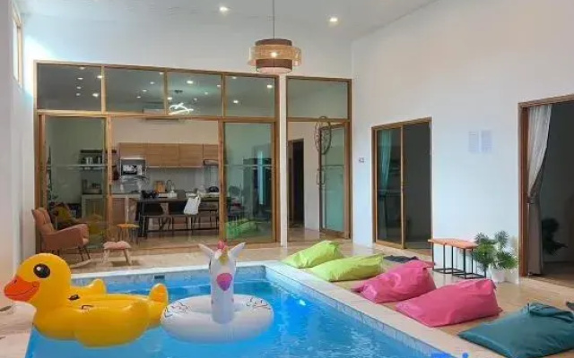 Nawamin 76 Pool Villa