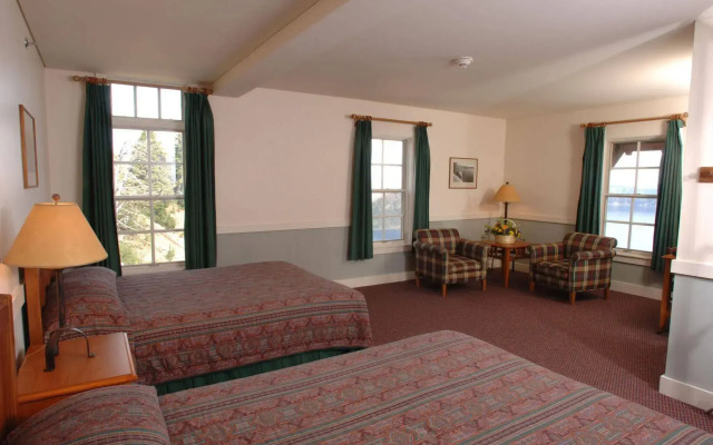 Crater Lake Lodge - Inside the Park