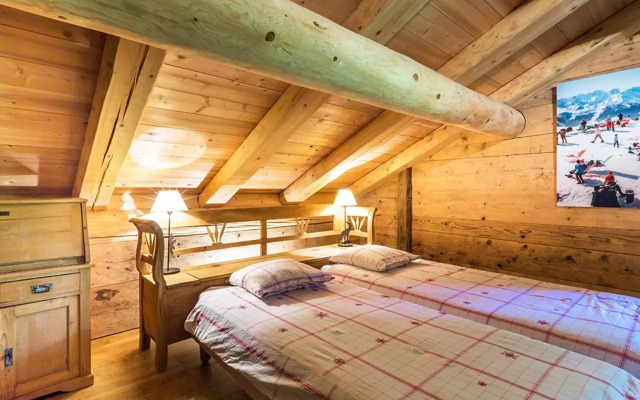 Chalet La Clusaz, 5 pièces, 12 personnes - FR-1-437-9