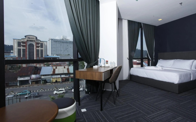 WE Hotel