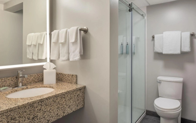 Courtyard by Marriott La Crosse