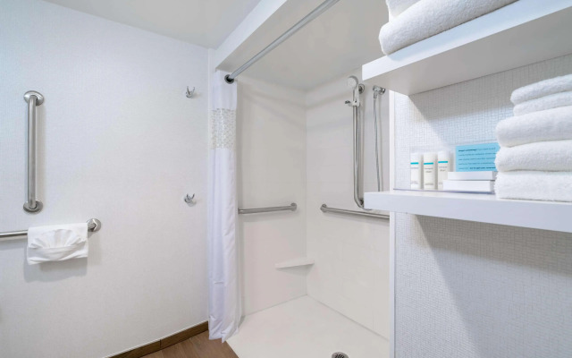 Hampton Inn Frostburg