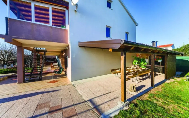 Villa Dandelion