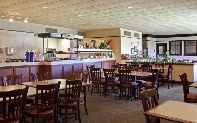 Ramada Florence Center