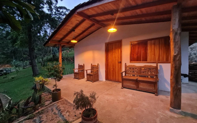 La Mercedes Cattaleya Hostal By MH