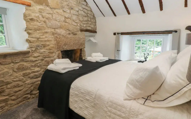 Lydgate Cottage