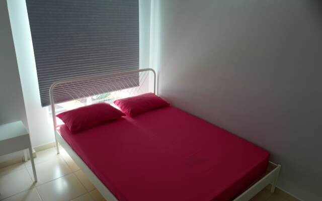 Pangsapuri Suria Kota Damansara by Friend