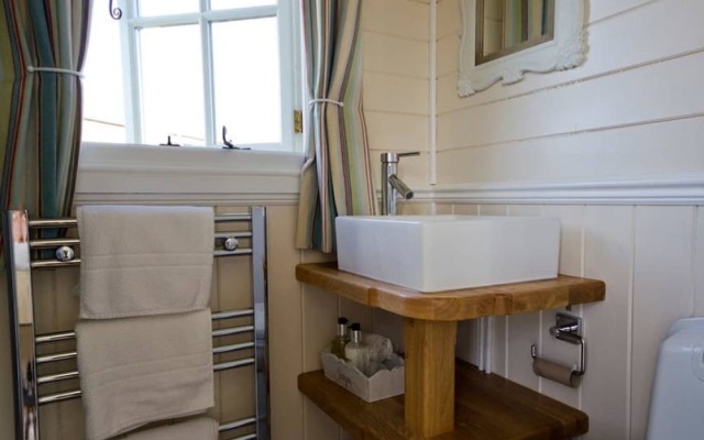 Nash End Farm Hideaway