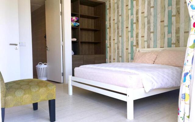 Batu Ferringhi - Shamrock Beach Villas