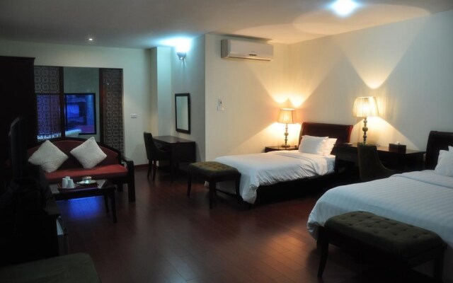 Green Mango Apartment and Hotel