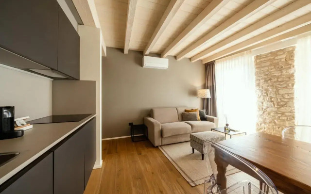 Il Vicolo Suite Apartments - Il Corso