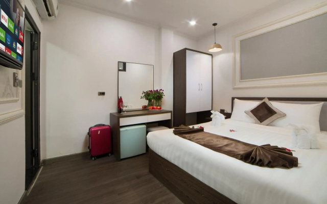 Galliot Central Hotel