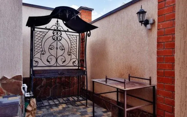 Zolotaya Loza Guest House