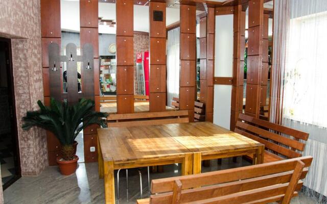 Na Bukovinskoy Guest House