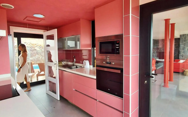 Sand Volcano Villa 1