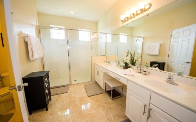 H2u - Apollo - St4043 5 Bedroom Home