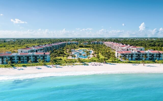 MareAzul Apartment 631 by Realty Group