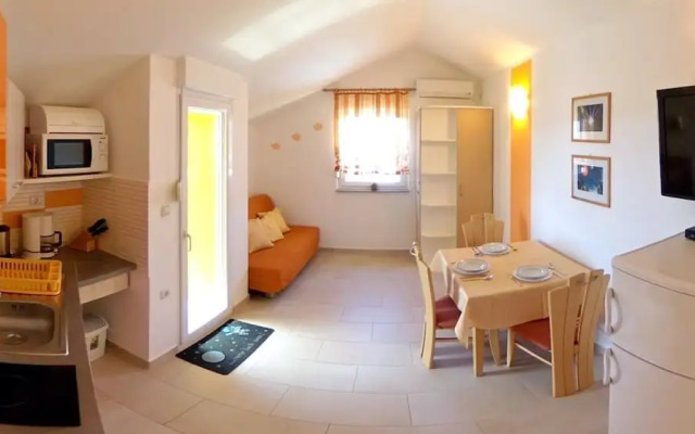 Amalia - Family Friendly With Parking - A3 Ariela