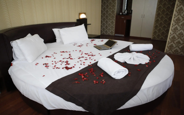Silivri Safir Hotel & Resort Beach And Restaurant