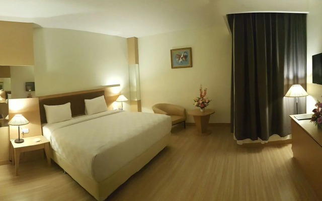 OYO 666 D' Grande Hotel Batam