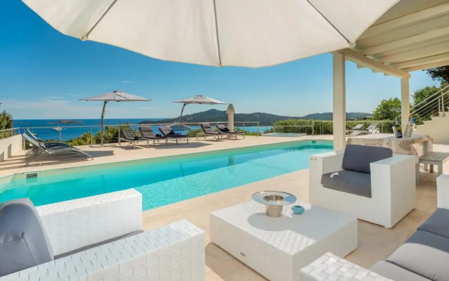 Villa Purple 10 2 in Pantogia