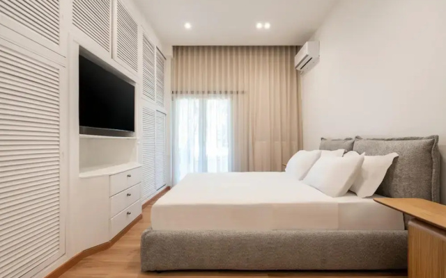 4BD Apartment With Outdoor Jacuzzi Garden