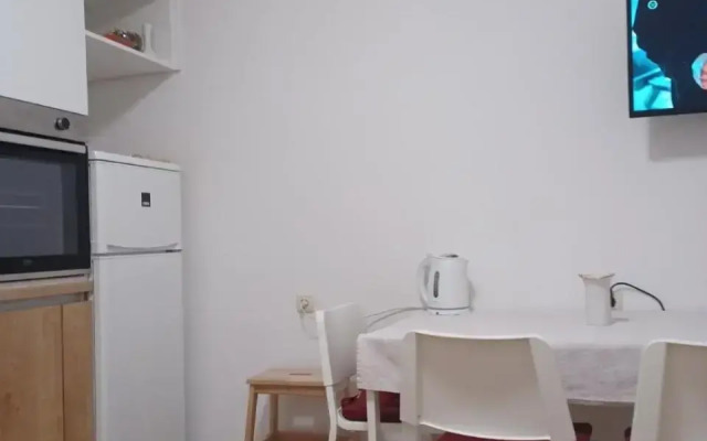 Apartments by the sea Banjol, Rab - 4965