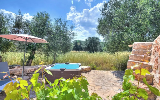 Dimora Tra Gli Ulivi With Private Jacuzzi