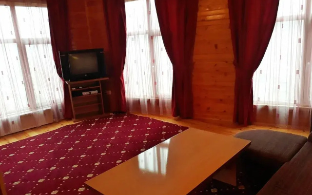 Kungut Hotel & Resort