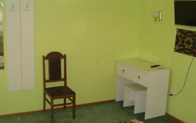 B&B Zafarbek