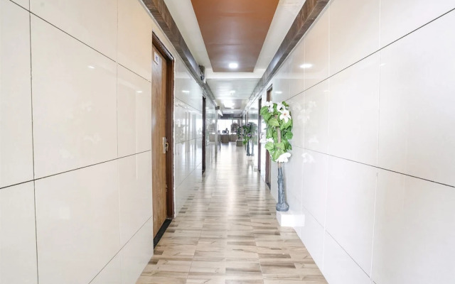 Fabhotel Galaxy I