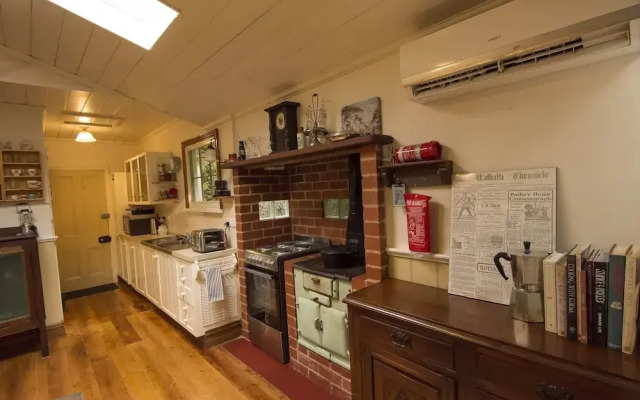 Spetts Cottage