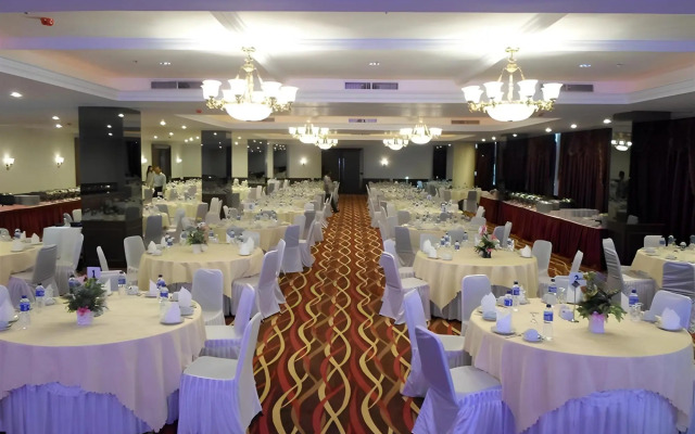King's Hotel Nagoya Batam