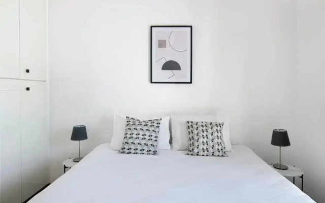 Urban Condo 12 - 2 Bdr