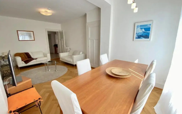Very nice apartment close to the lake